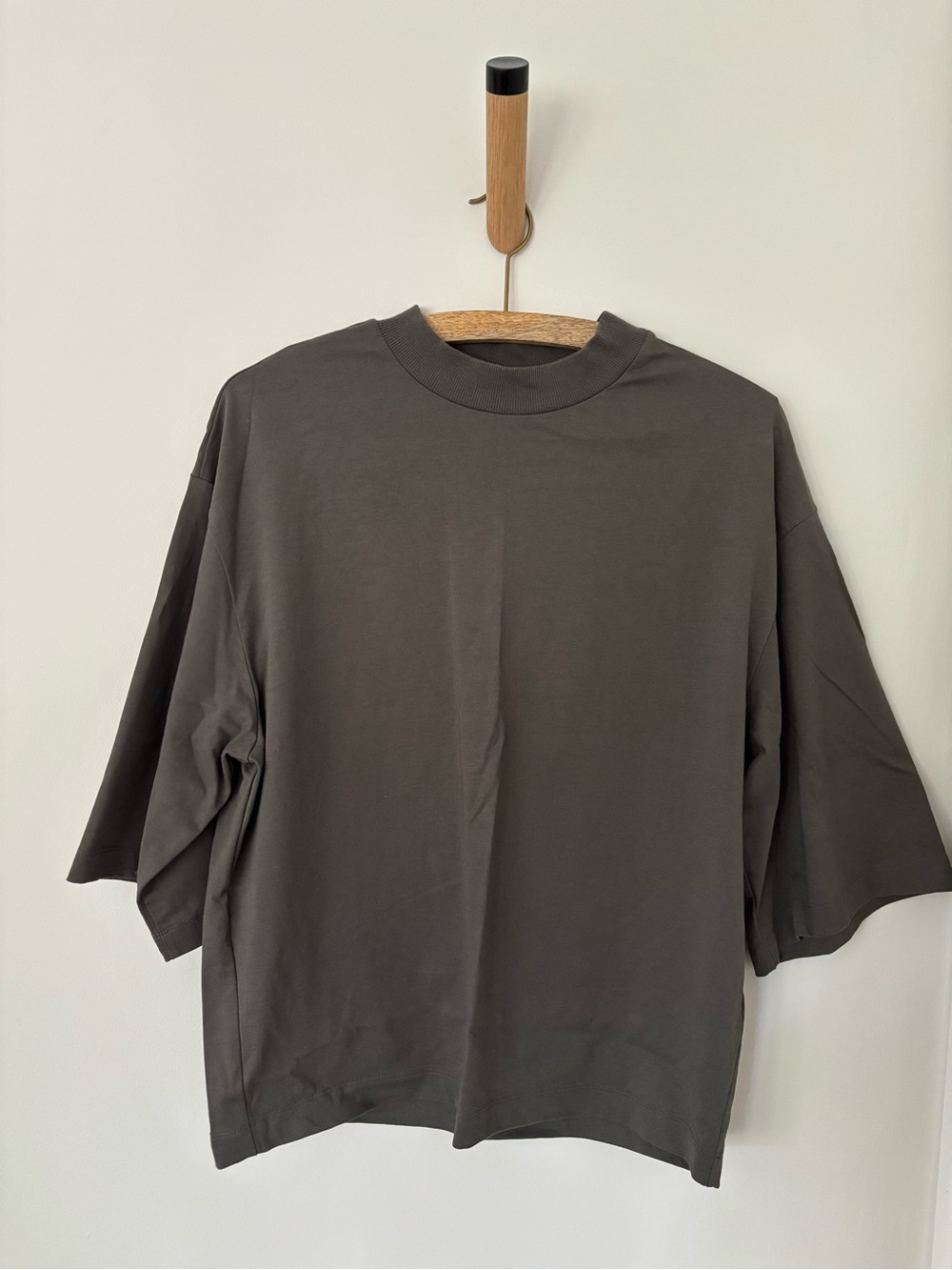 Banana Republic Grey-green Tee